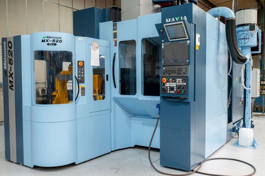 The Matsuura MX-520  machine on Pailton Engineering's shop floor 